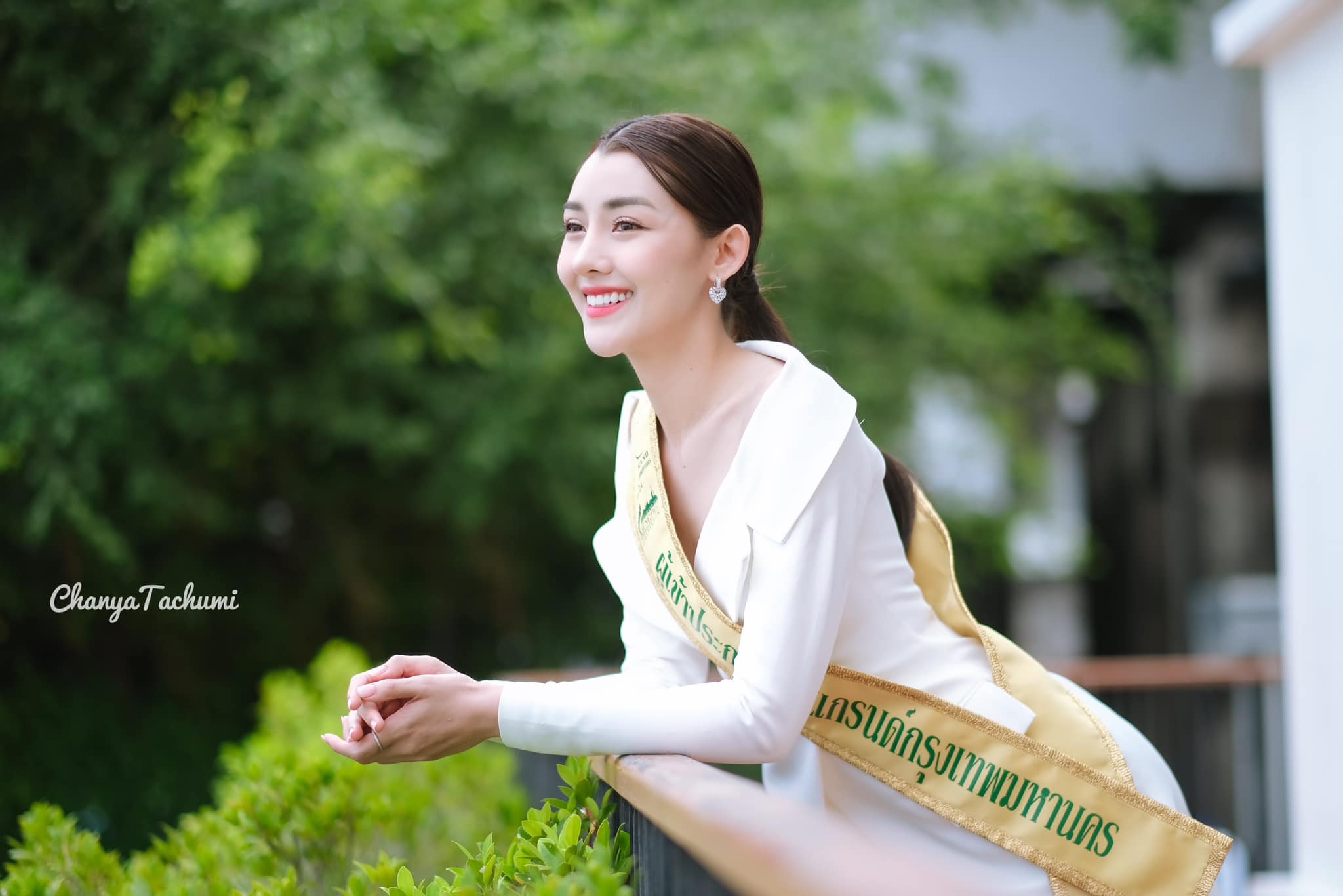 Yuwa Fer – Chiêm ngưỡng vẻ quyến rũ của hoa hậu hòa bình Thái Lan